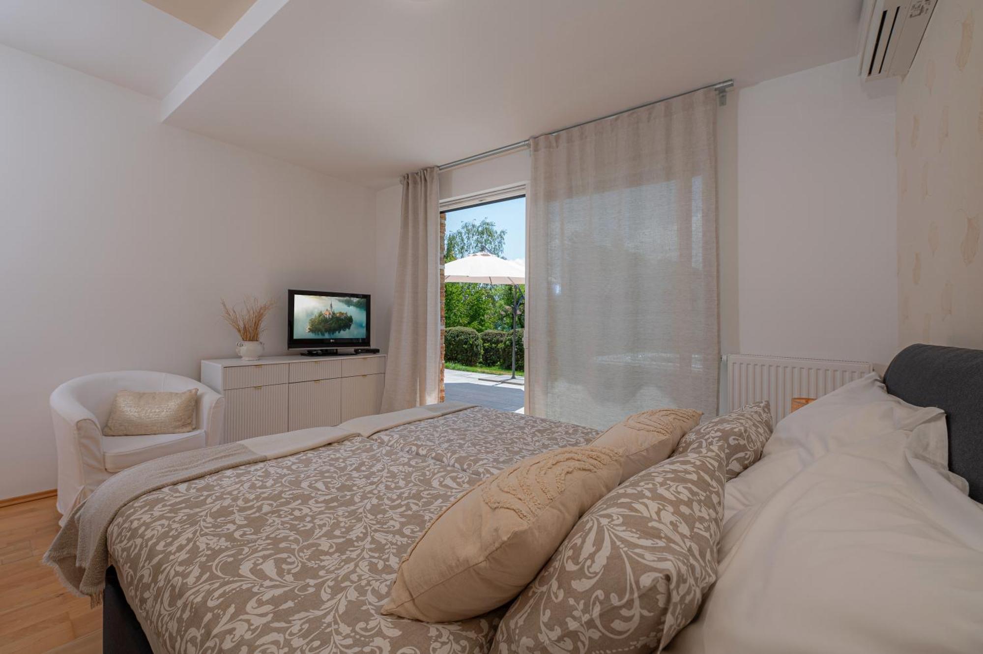 Luxury Apartment Nana Bled Exteriör bild